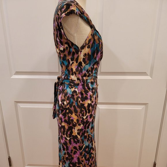 Diane Fon Furstenberg 100% Silk Wrap Dress Size 6 - Picture 4 of 8